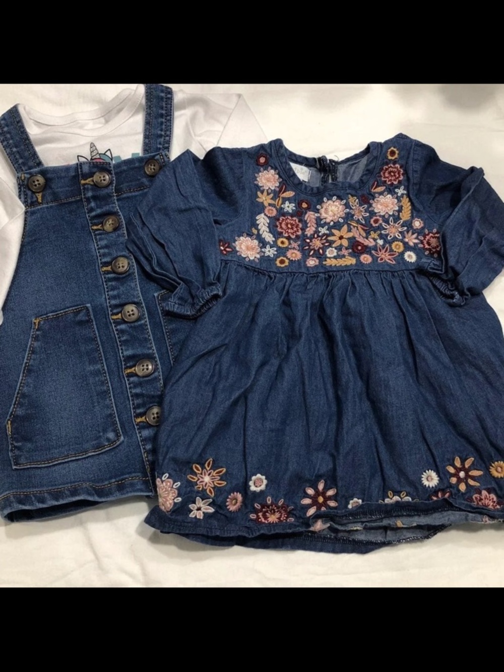 Baby Girls (17pc) variety of clothes 12M
